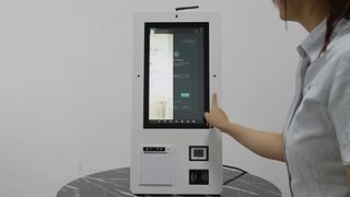 Quiosque com tela sensível ao toque de self check-in/out de hotel de 24 polegadas
