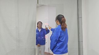 Quiosque mágico do LCD do vidro do espelho de 43 polegadas com câmera e câmera térmica