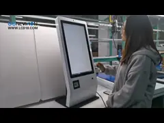 24 quiosque Desktop 350cd/m2 da posição do serviço do auto da polegada com varredor do código de barras